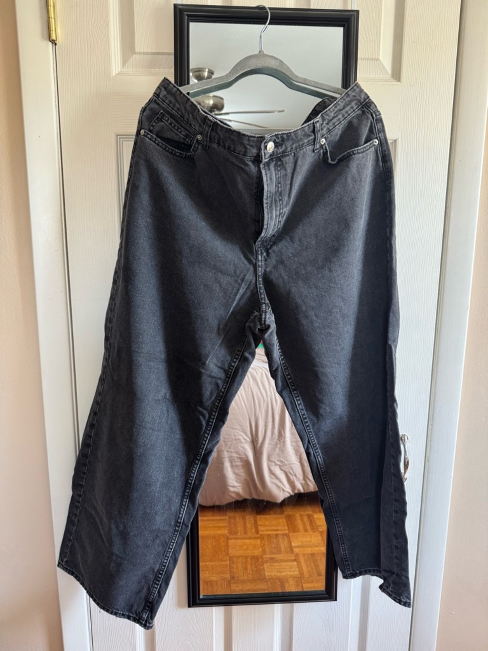 H&M Women's Divided Black Relaxed Jeans